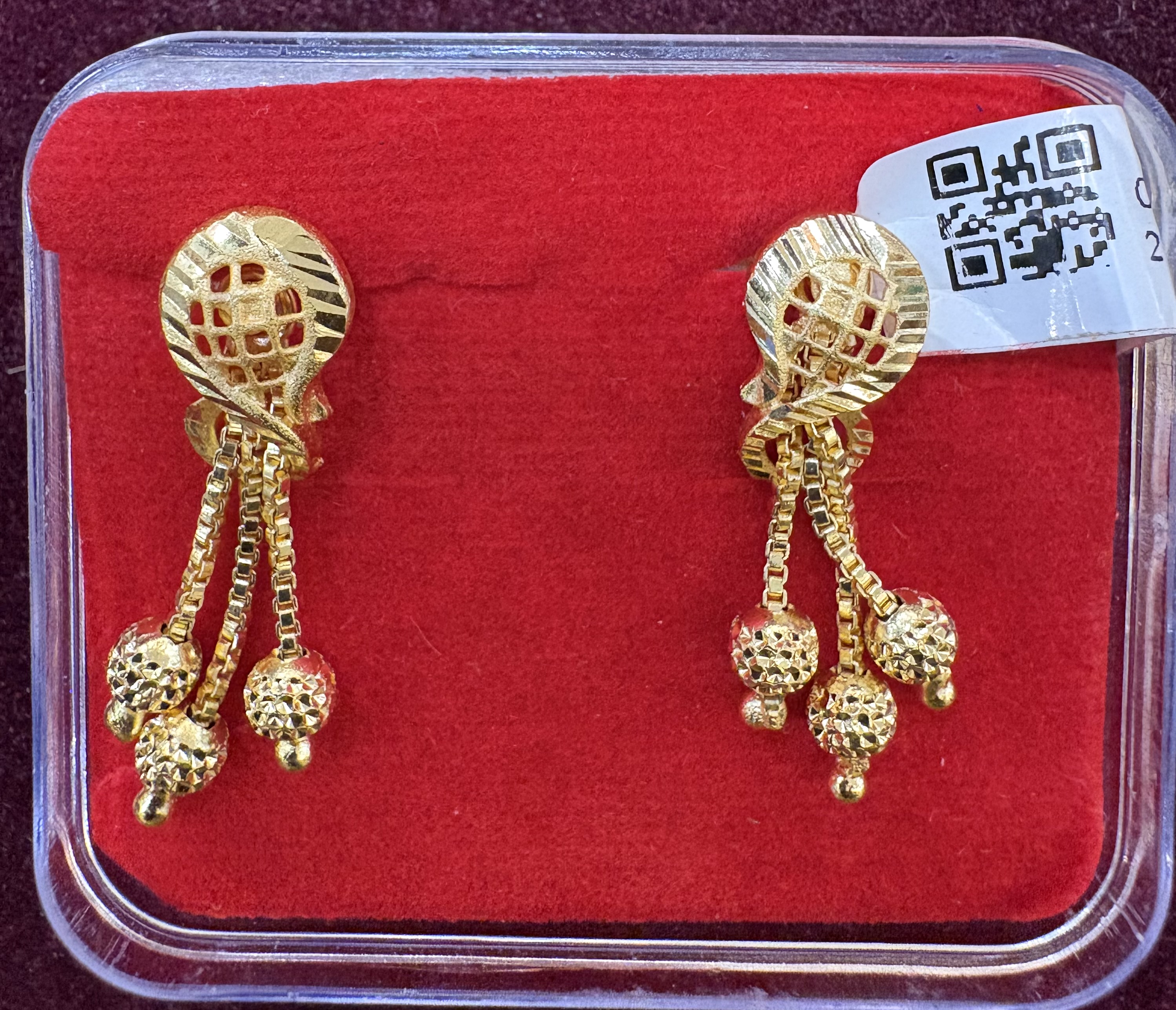 Covering earrings
