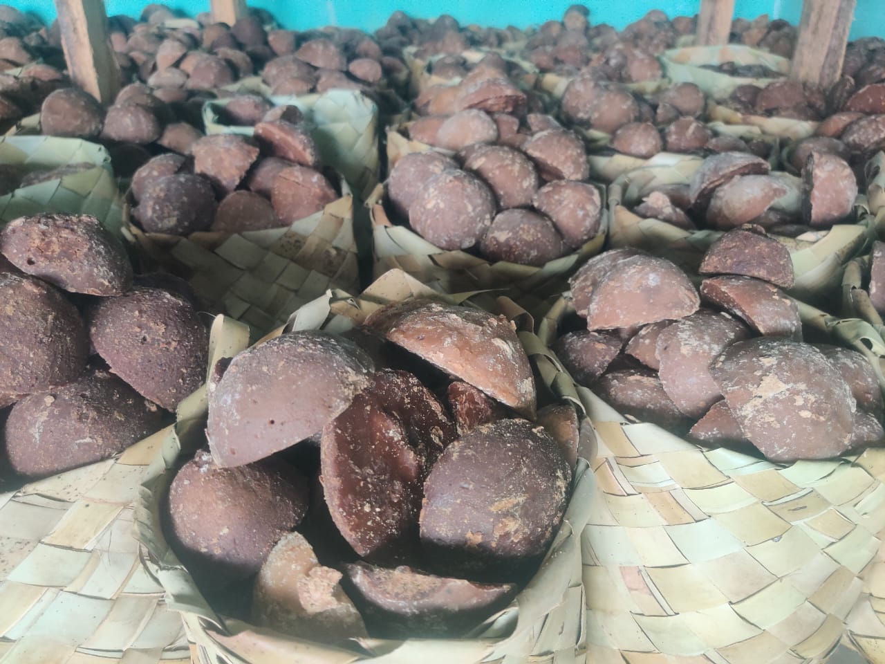 கருப்பட்டி ( Palm Jaggery )