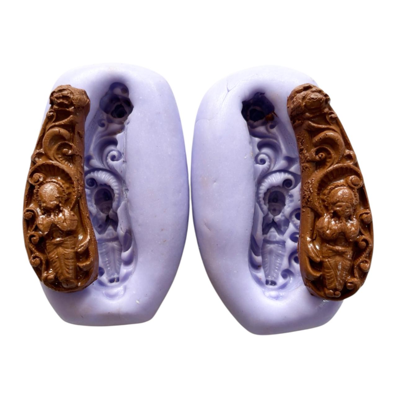 TERRACOTTA CONNECTOR MOULD