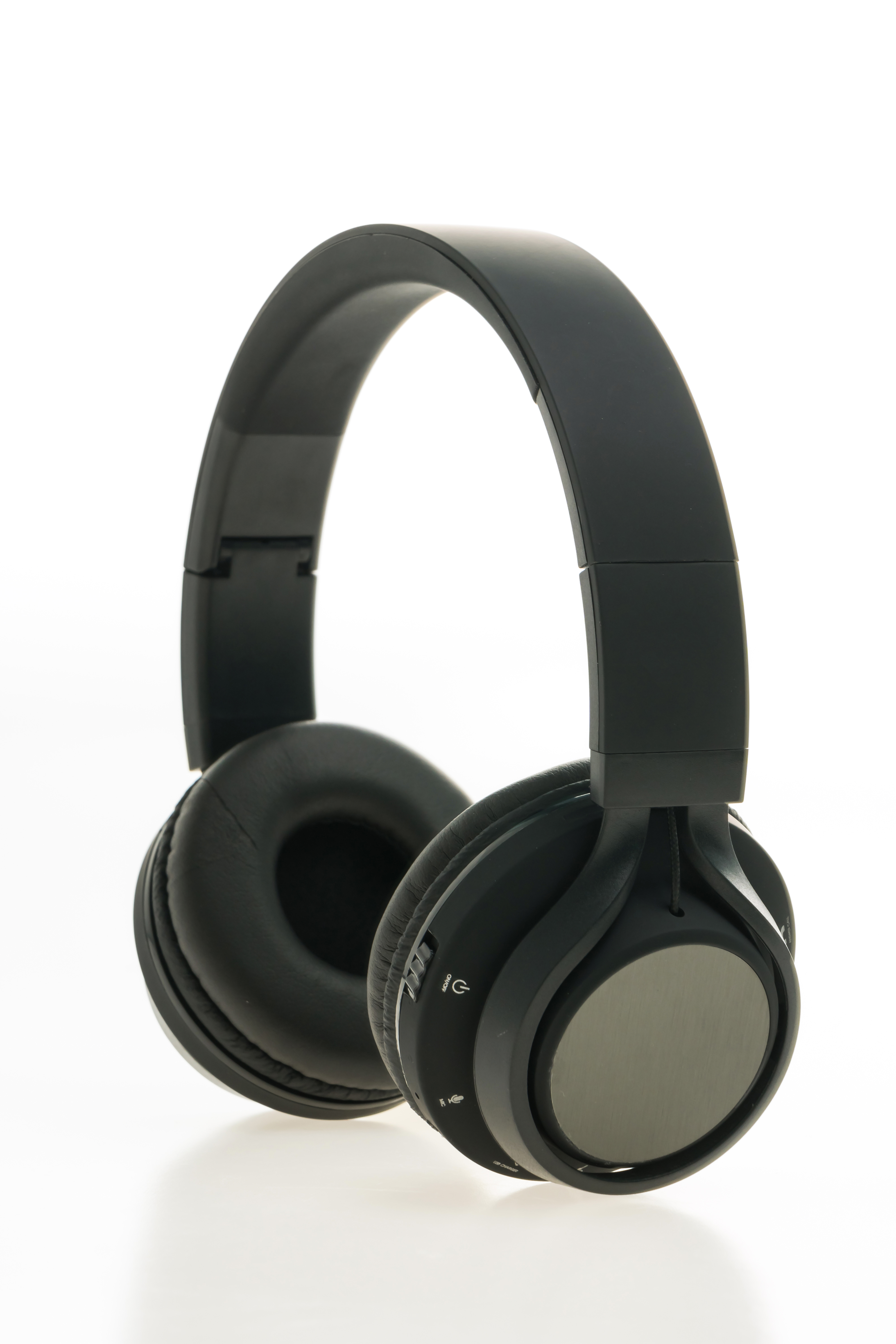 black bluetooth head phones