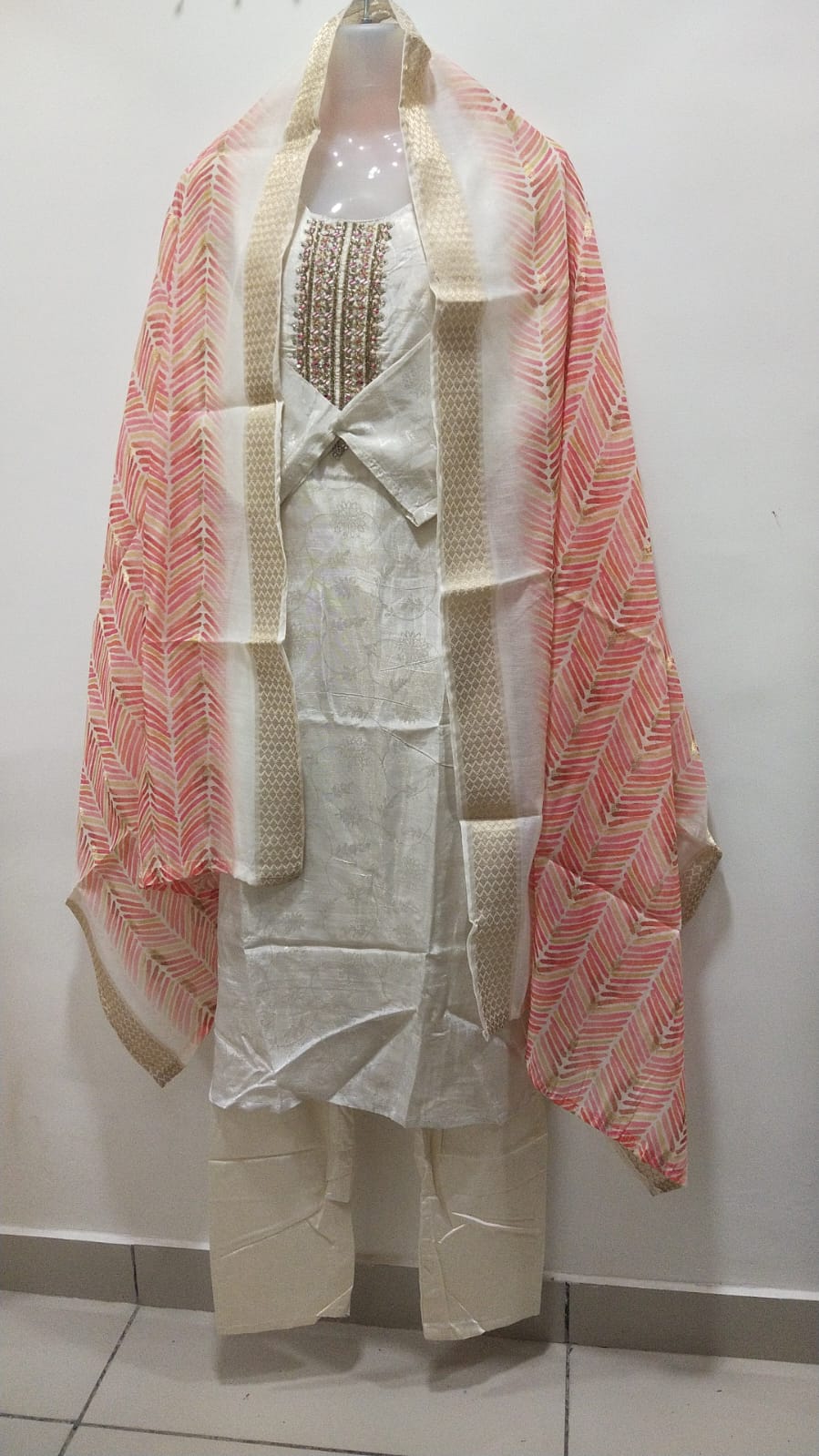 Sifon  mettirial