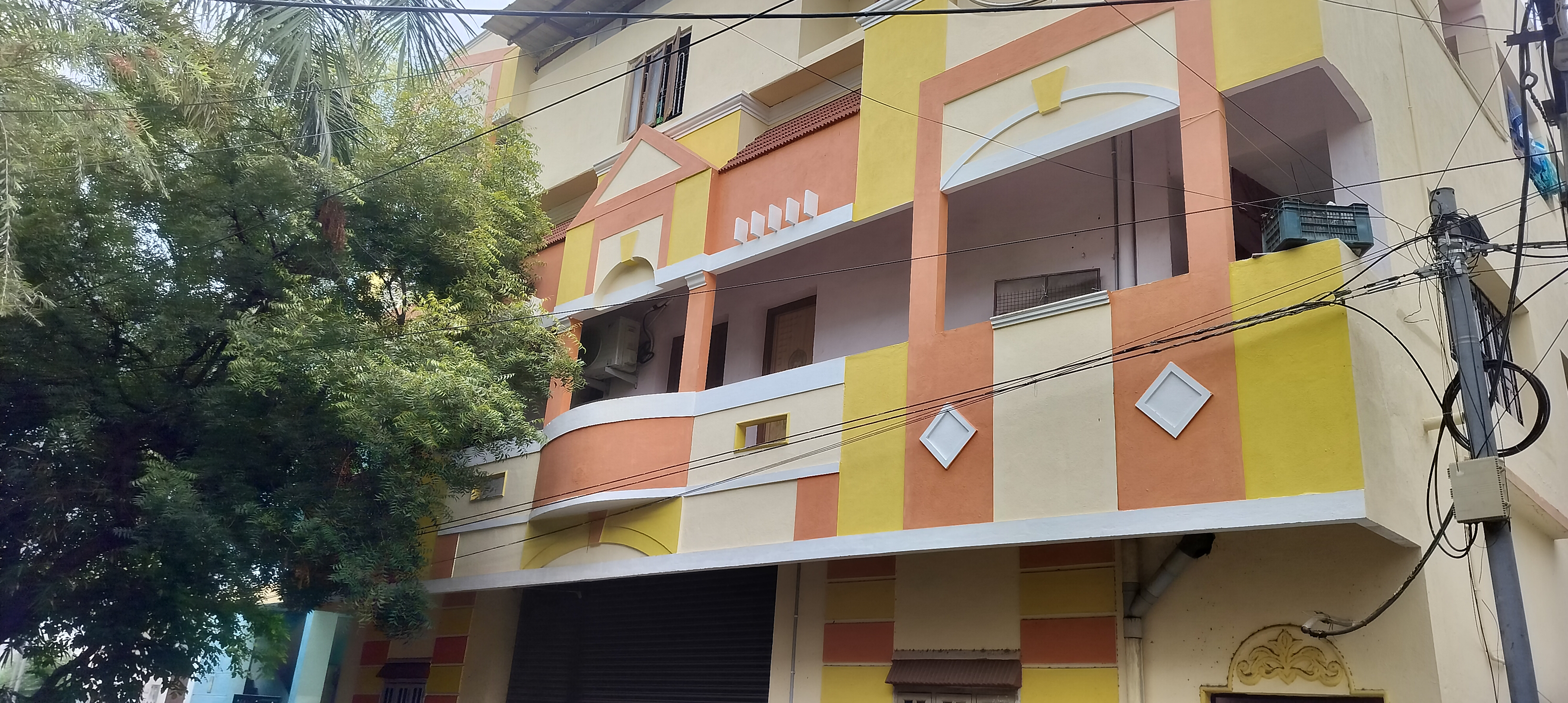 COMMERCIAL BUILDING FOR SALE IN PRIME LOCATION-PALPANNAI,TRICHY