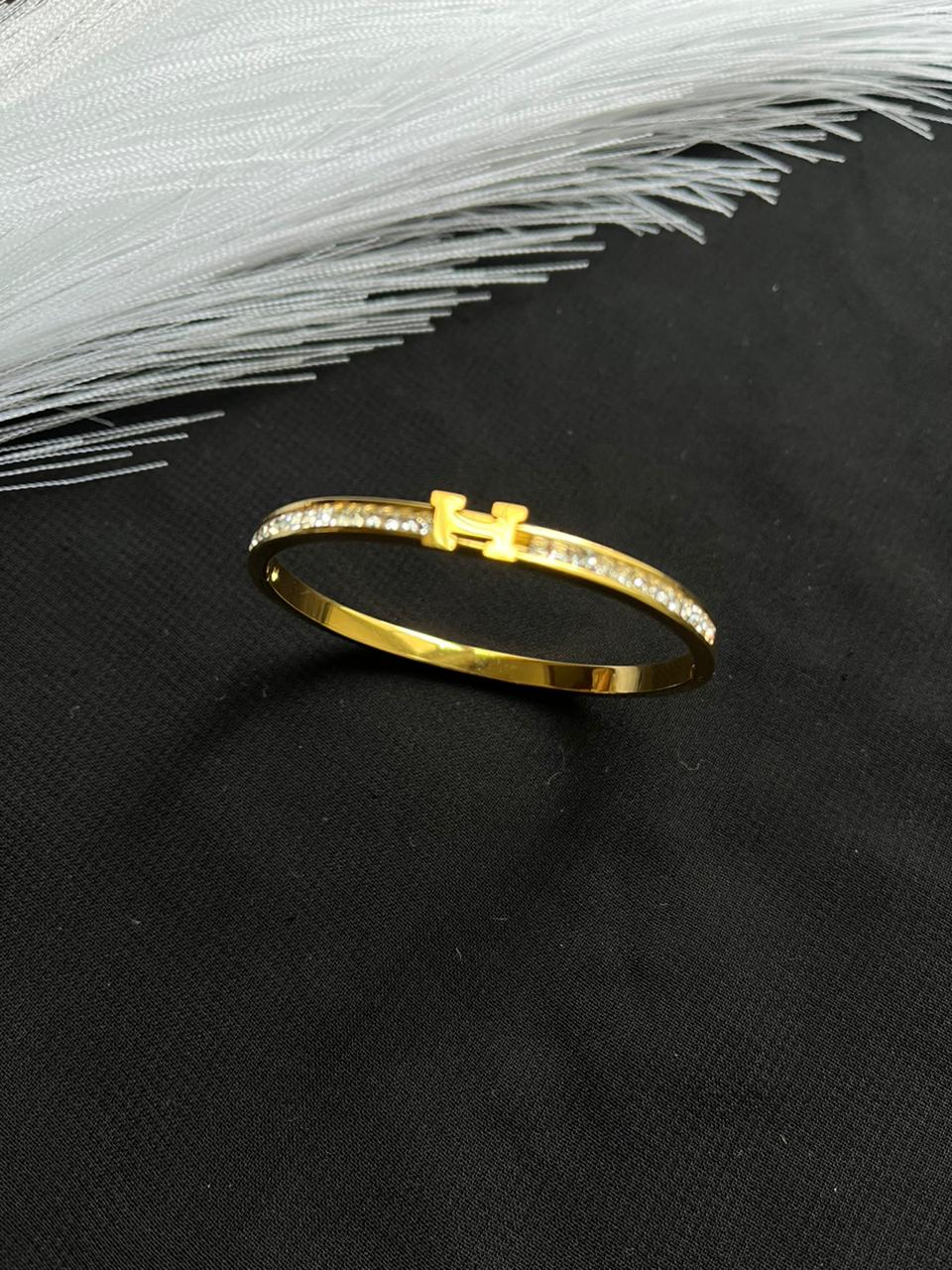 Ultra HD Smart Watch Pro